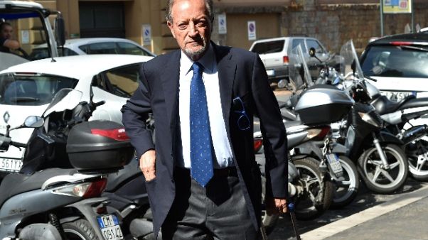 Caos B, Ulivieri 'rispettiamo ordinanza' Caos B, Ulivieri 'rispettiamo ordinanza'