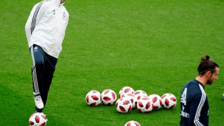 Real Madrid: Solari dirige son premier entraînement