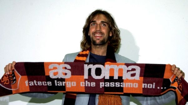Presentato docu-film su vita Batistuta Presentato docu-film su vita Batistuta