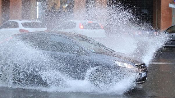 Maltempo:allerta rossa Veneto e Trentino Maltempo:allerta rossa Veneto e Trentino