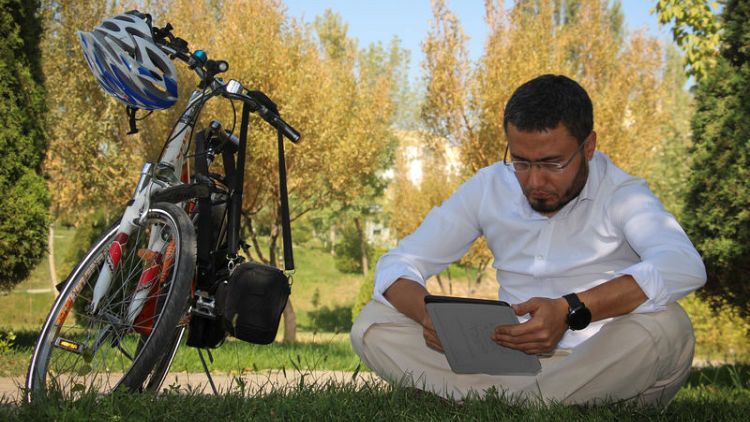 Uzbek bloggers test - and hit - the limits of new-found freedom