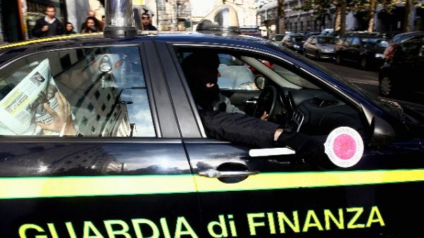 Truffa finanziaria, un arresto a Milano Truffa finanziaria, un arresto a Milano