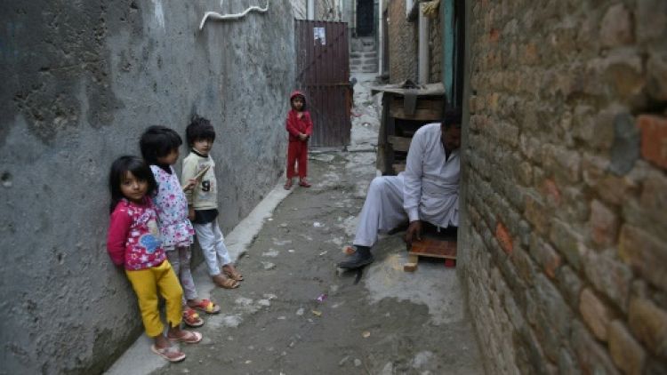 Des enfants dans un quartier chrétien d'Islamabad le 31 octobre 2018