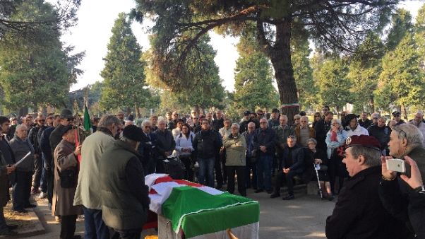 Prefetto, no raduni politici in cimiteri Prefetto, no raduni politici in cimiteri