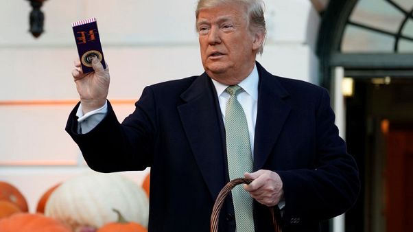 أعضاء بمجلس الشيوخ الأمريكي يطالبون ترامب بتعليق المحادثات النووية مع السعودية أعضاء بمجلس الشيوخ الأمريكي يطالبون ترامب بتعليق المحادثات النووية مع السعودية