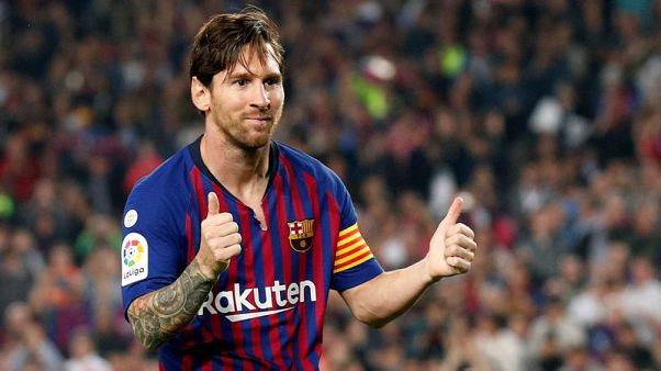 ميسي يعود لتدريبات برشلونة بشكل أسرع مما كان متوقعا ميسي يعود لتدريبات برشلونة بشكل أسرع مما كان متوقعا