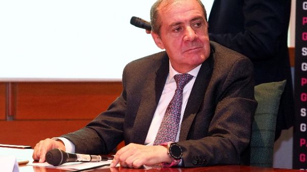 Giro: Vegni,a L'Aquila tragedia d'Italia Giro: Vegni,a L'Aquila tragedia d'Italia