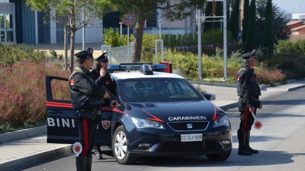 Carabinieri investiti, arrestata coppia Carabinieri investiti, arrestata coppia