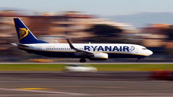 Italy Antitrust Suspends New Hand Luggage Policy At Ryanair Wizz Air Euronews - wizz air easyjet roblox youtube