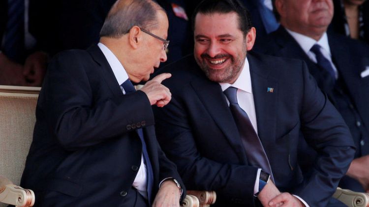 عون يقول الخلافات بشأن حكومة لبنان "ليست سهلة" ويلمح إلى خلاف مع حزب الله