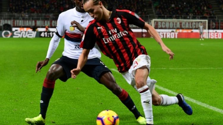 Italie: Milan bat le Genoa sur le fil et passe 4e