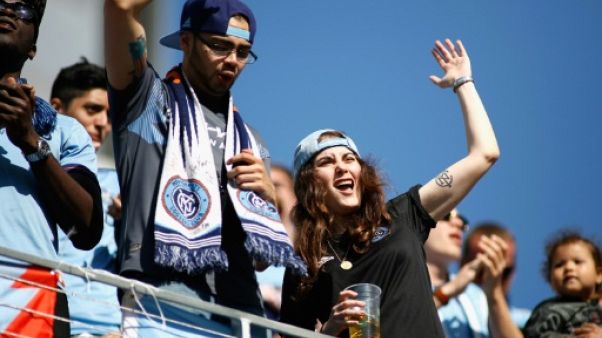 Des fans de New York City au stade de Los Angeles, le 13 mai 2018 Des fans de New York City au stade de Los Angeles, le 13 mai 2018