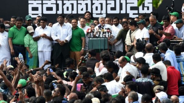Crise au Sri Lanka : confusion autour de la suspension du Parlement Crise au Sri Lanka : confusion autour de la suspension du Parlement