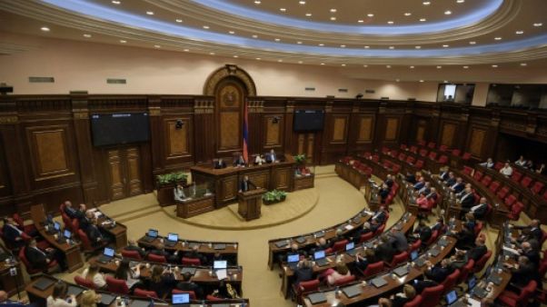 Une session du Parlement arménien à Erevan, en mai 2018 Une session du Parlement arménien à Erevan, en mai 2018