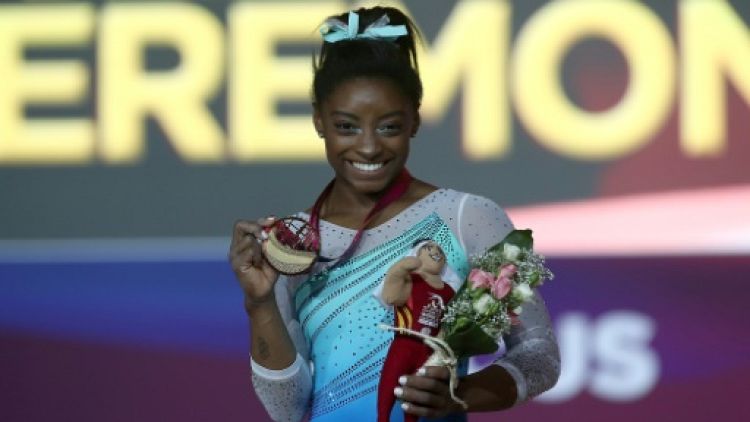 Mondiaux de gymnastique: Simone Biles puissance quatre au concours général