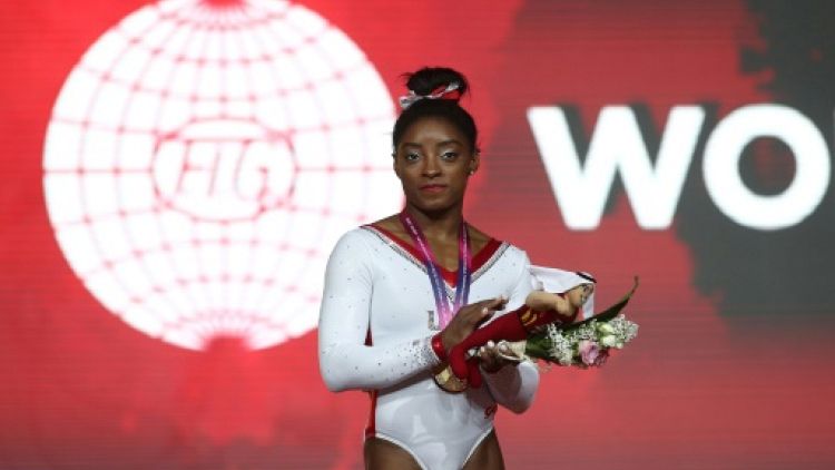 Mondiaux de gymnastique: l'Américaine Simone Biles sacrée au saut, son 13e titre