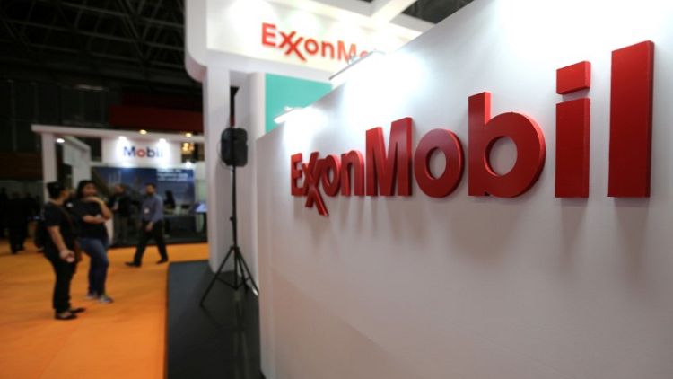 Exxon, Chevron earnings soar on rising U.S. crude prices, output