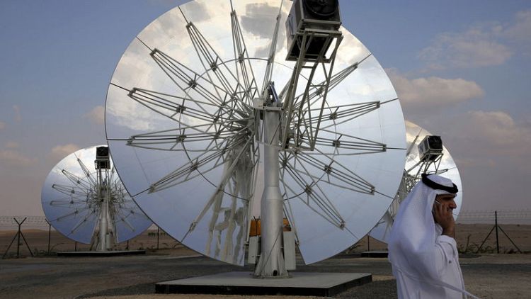 هيئة كهرباء ومياه دبي تزيد شراء الطاقة الشمسية في اتفاق مع أكوا السعودية