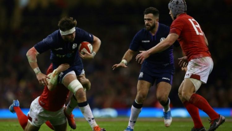 Rugby: le pays de Galles enchaîne contre l'Ecosse