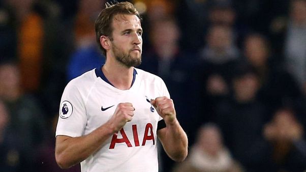 توتنهام يصمد ليحقق الفوز 3-2 على ولفرهامبتون توتنهام يصمد ليحقق الفوز 3-2 على ولفرهامبتون