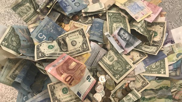 Dollar firm, sterling gives up gains after touching two-week high Dollar firm, sterling gives up gains after touching two-week high