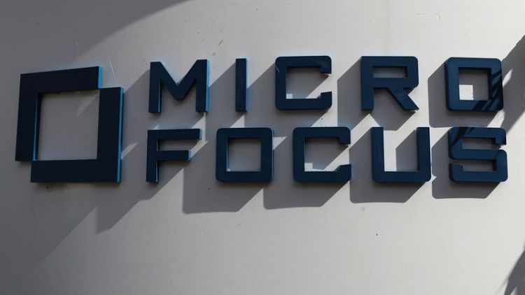 Micro Focus sees revenue at higher end of outlook range