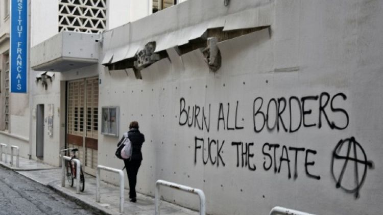 Aide aux migrants: un procès en France mobilise des anarchistes à Athènes