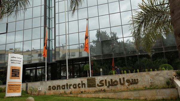 الجزائر ترسي عقد وحدة لغاز البترول المسال على تكنيمونت الإيطالية الجزائر ترسي عقد وحدة لغاز البترول المسال على تكنيمونت الإيطالية