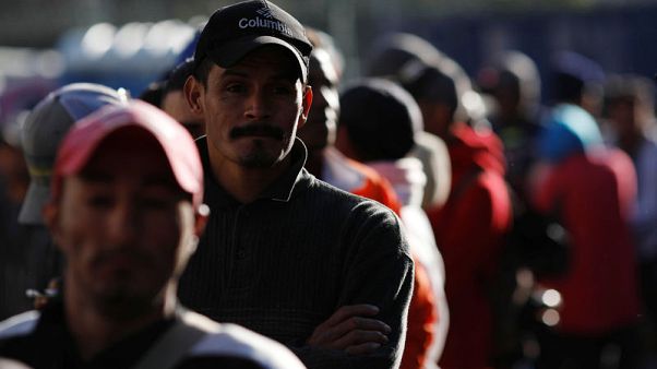 حصري-البنتاجون يرفض طلب إدارة ترامب بناء منشآت احتجاز للمهاجرين على حدود المكسيك حصري-البنتاجون يرفض طلب إدارة ترامب بناء منشآت احتجاز للمهاجرين على حدود المكسيك