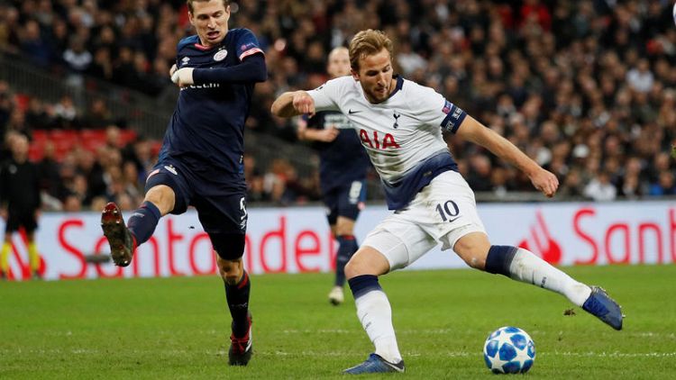 Kane double against PSV revives Tottenham's hopes