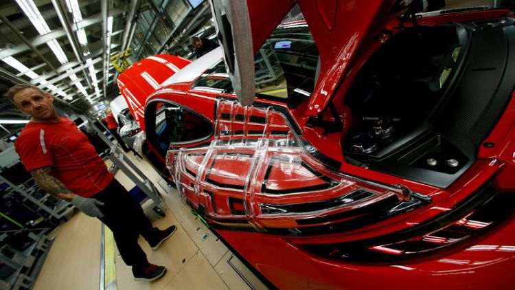 German industry output edges up 0.2 percent in September