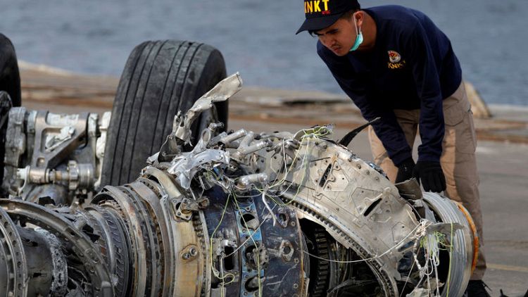 Indonesia extends search for victims of jet crash