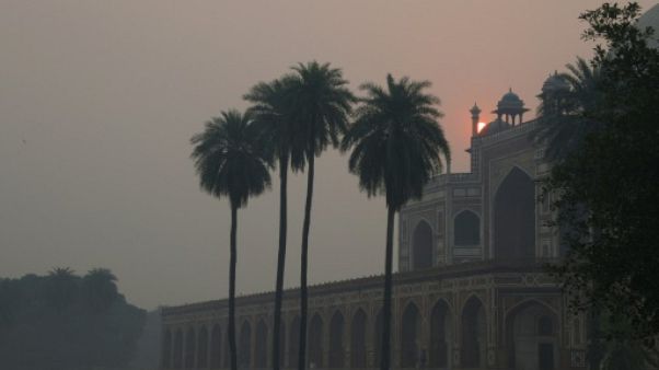 Delhi se réveille dans la pollution après les pétards de Diwali Delhi se réveille dans la pollution après les pétards de Diwali