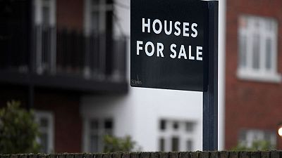 مؤشر لأسعار المنازل البريطانية ينخفض لأدنى مستوى في 6 أعوام