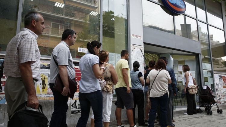 Greek August unemployment drops to 18.9 percent, lowest since Aug. 2011