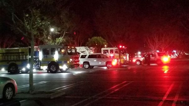الشرطة: مقتل 12 والمشتبه به في إطلاق نار بحانة في كاليفورنيا الشرطة: مقتل 12 والمشتبه به في إطلاق نار بحانة في كاليفورنيا