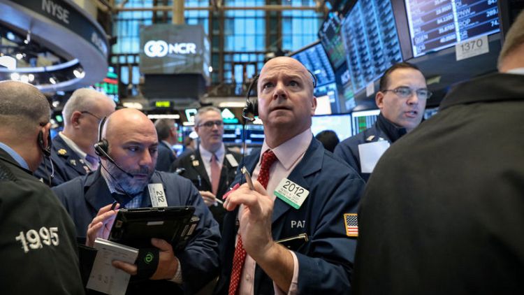 الأسهم الأمريكية تنخفض في بداية الجلسة بعد قفزة عقب الانتخابات النصفية
