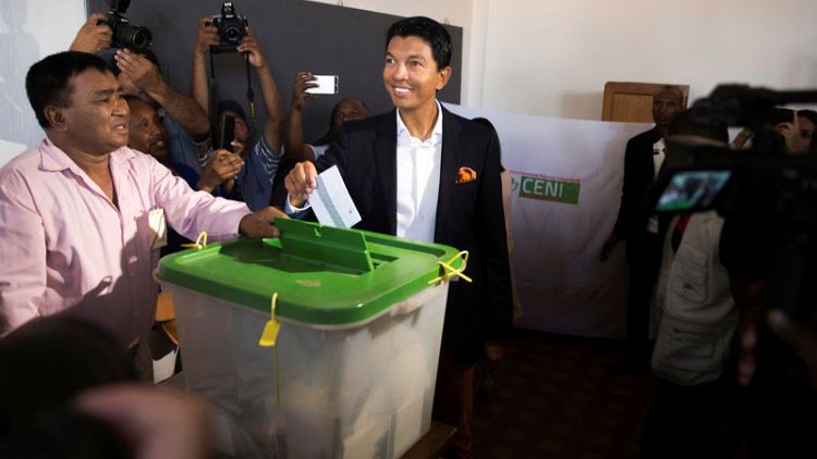 Ex-leader leads preliminary results in Madagascar presidential poll