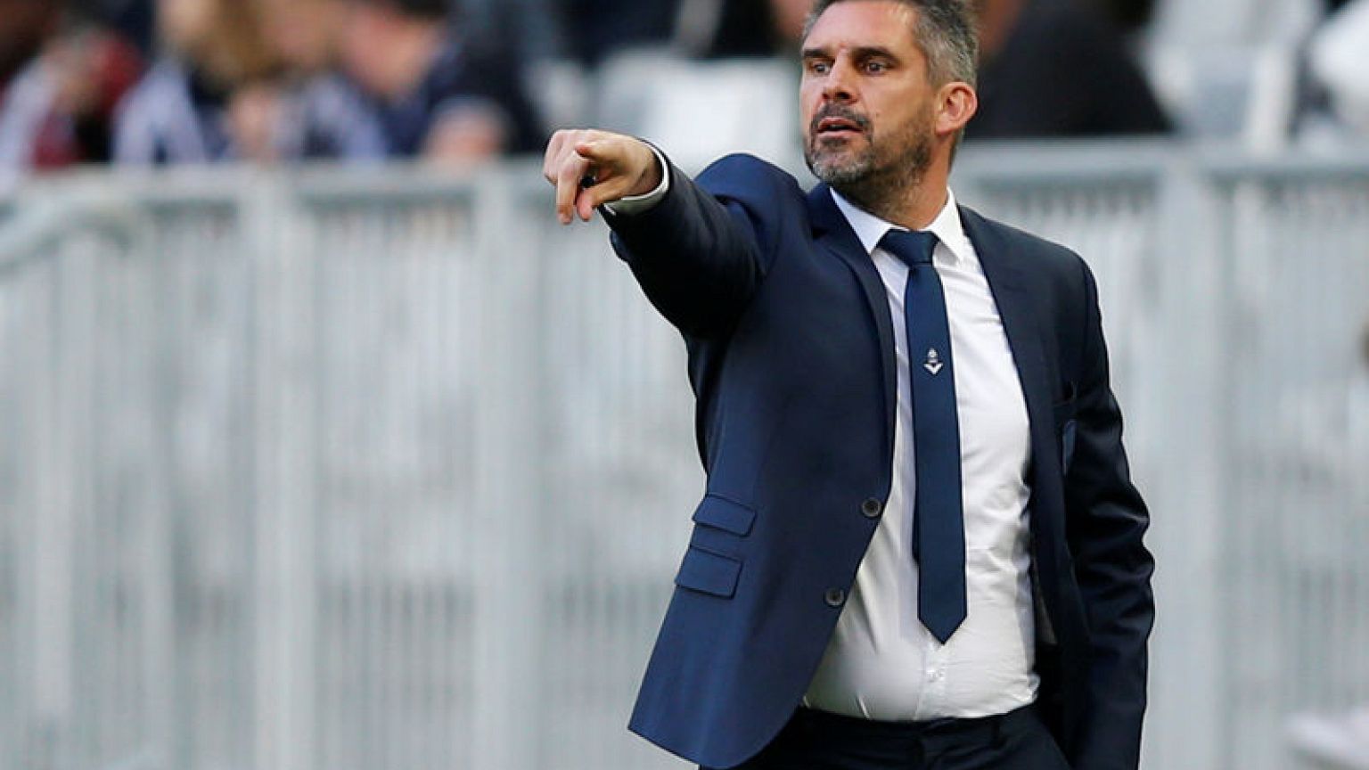 Guingamp bring back former coach Gourvennec to hot seat