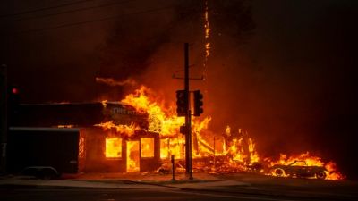 Le nord de la Californie dans les flammes: des milliers d'évacuations