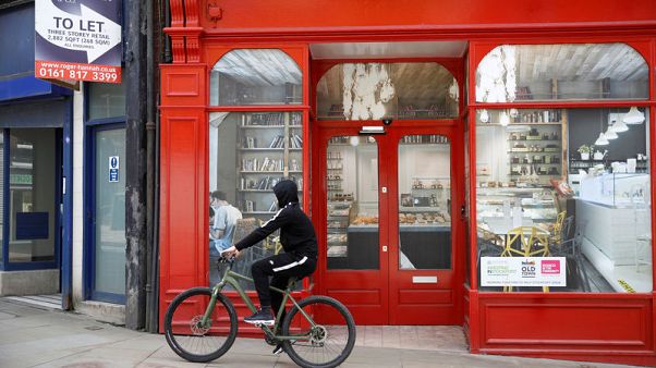 UK high streets suffer record net drop in store numbers - PwC UK high streets suffer record net drop in store numbers - PwC
