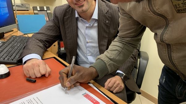Sventa furto in market,assunto nigeriano Sventa furto in market,assunto nigeriano