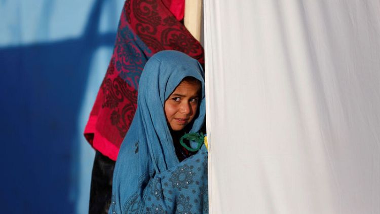 نازحون بسبب أسوأ موجة جفاف في أفغانستان يواجهون شتاء قاسيا