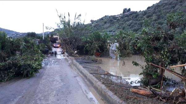 Temporali e venti forti in Sicilia Temporali e venti forti in Sicilia