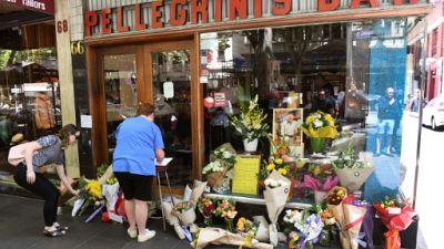 Australie: hommages au restaurateur tué dans une attaque au couteau