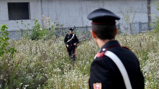 Cc arrestano latitante, legato a cosca Cc arrestano latitante, legato a cosca