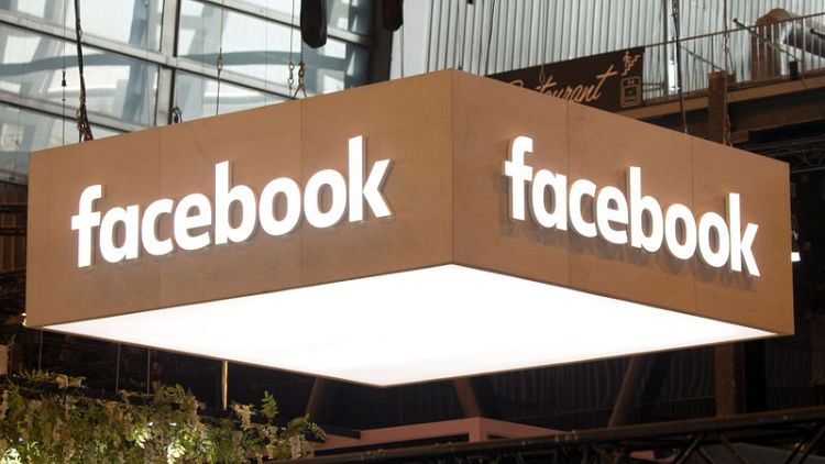 فيسبوك ترفض طلبا من سنغافورة لحذف مقال بشأن قطاعها المصرفي