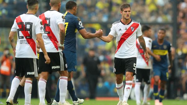 بوكا يتعادل 2-2 مع ريفر بليت في ذهاب نهائي كأس ليبرتادوريس بوكا يتعادل 2-2 مع ريفر بليت في ذهاب نهائي كأس ليبرتادوريس