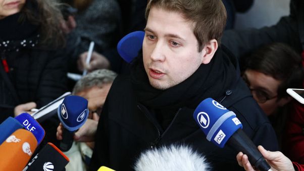 Merkel's coalition won't last the next year - SPD youth leader Merkel's coalition won't last the next year - SPD youth leader