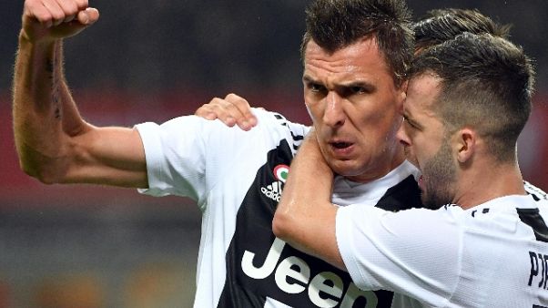 Juve: Mandzukic esulta, ritrovato campo Juve: Mandzukic esulta, ritrovato campo